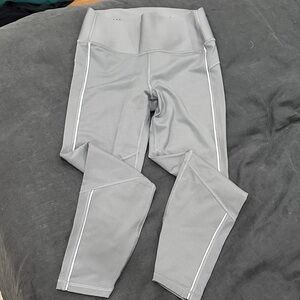 NWOT GAPFit Sculpt Compression High Rise Leggings in Gray